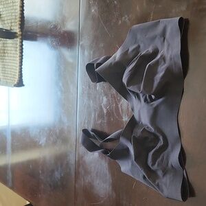 Knix Bra size 7 Black